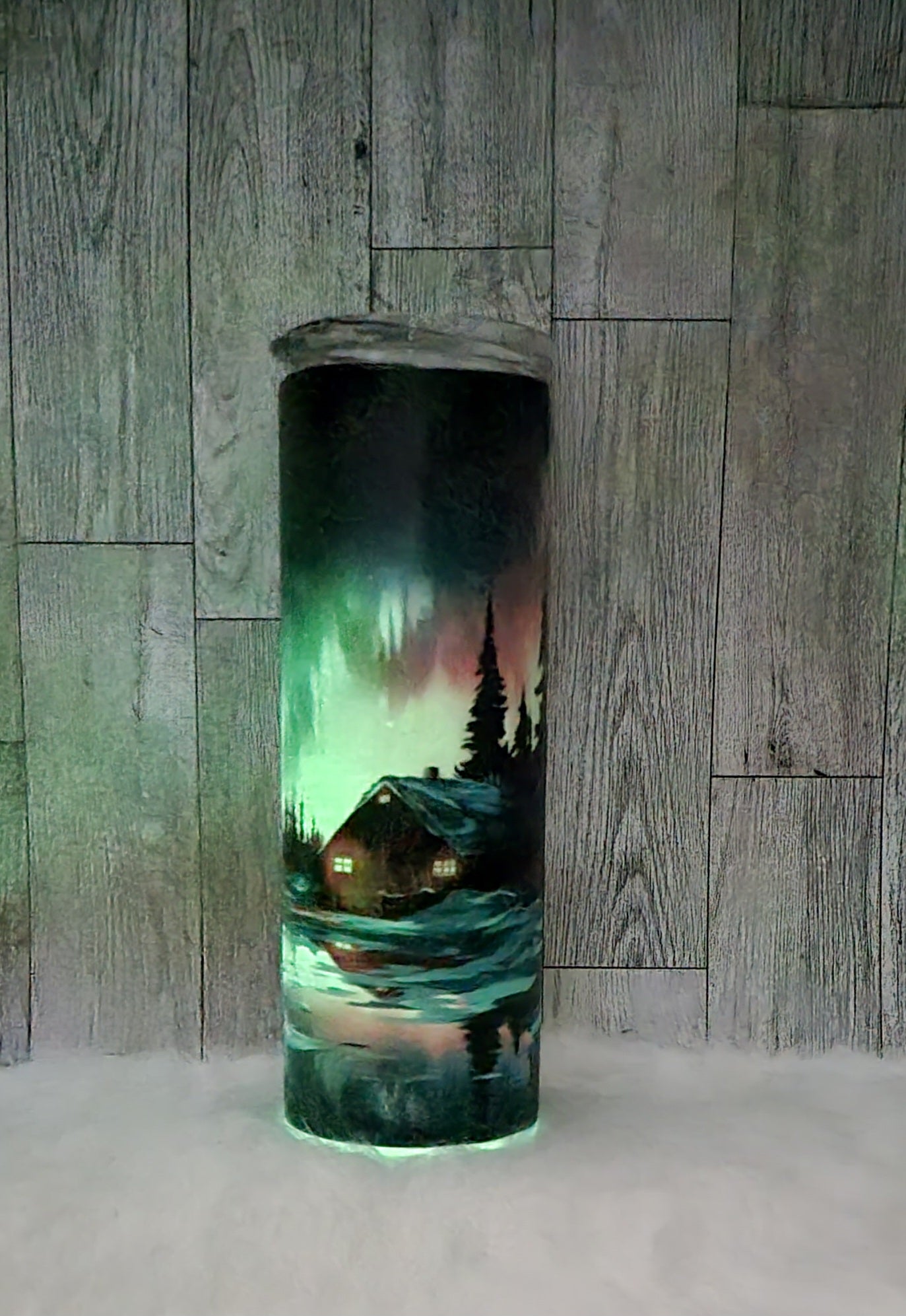 Glow in the Dark Northern Lights with Cabin 20oz Tumbler