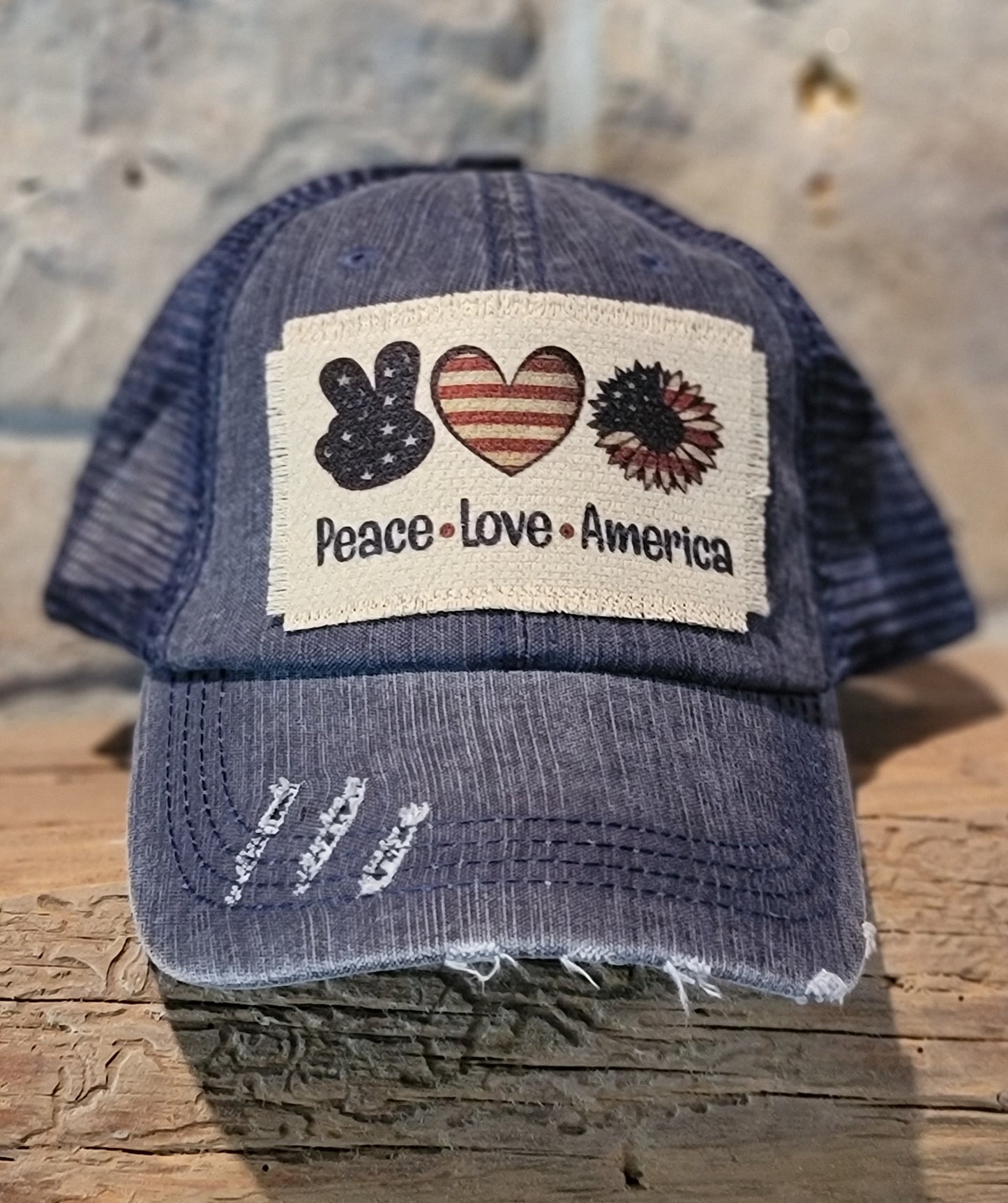 Trucker Hat - Peace Love America