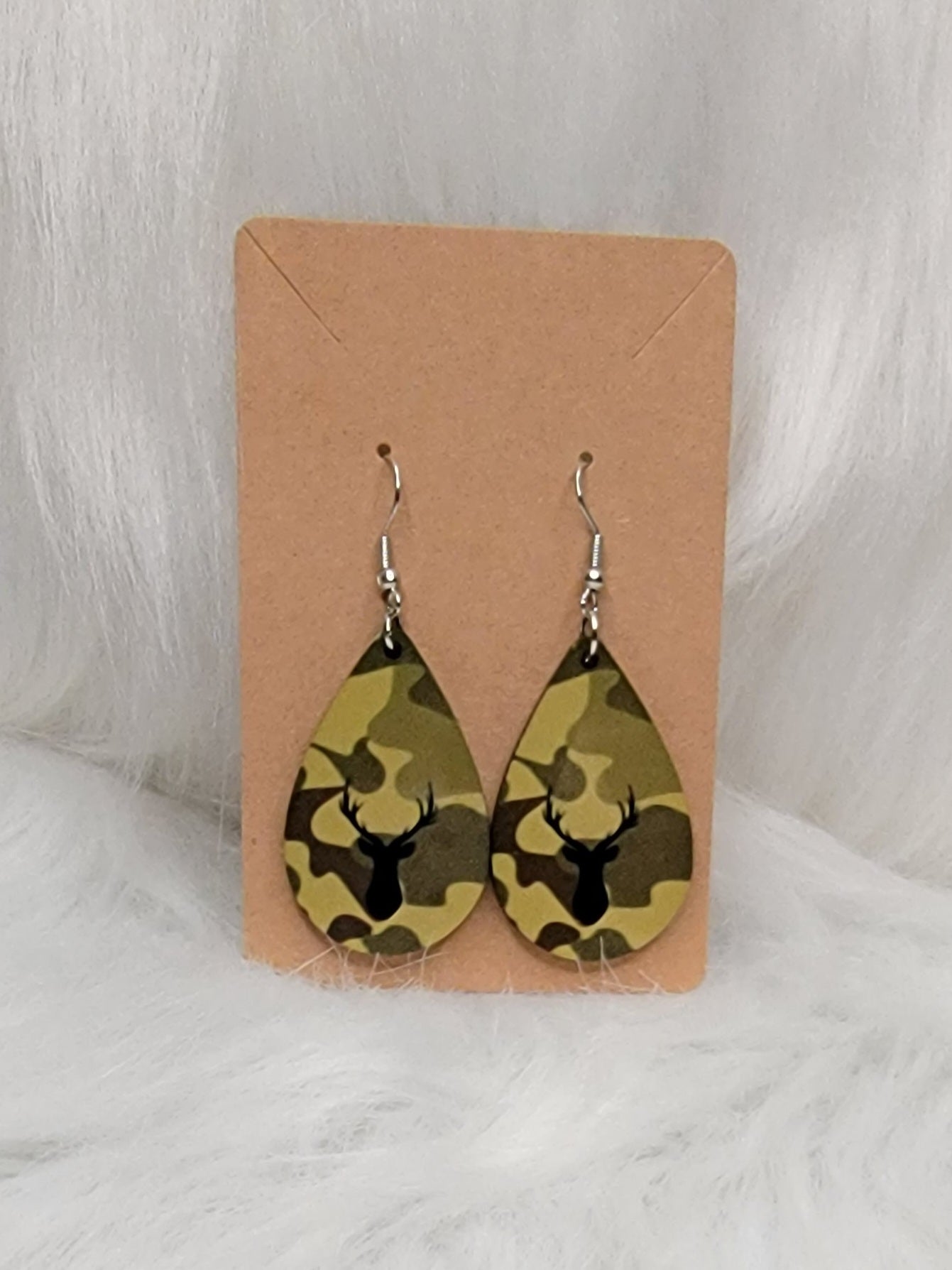 Dangle Deer Camo Earrings