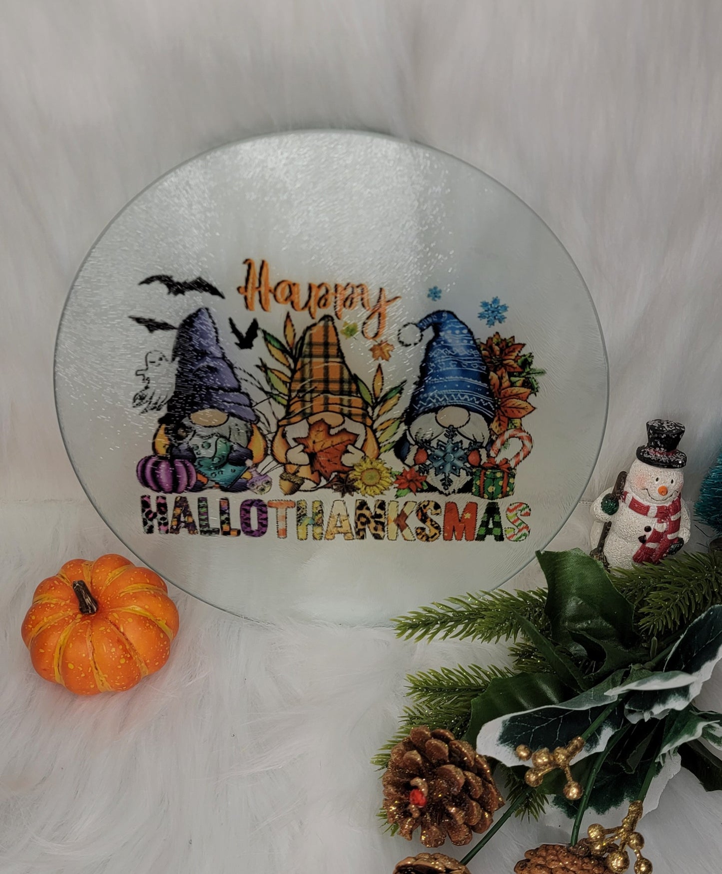 Hallothanksmas Glass Round